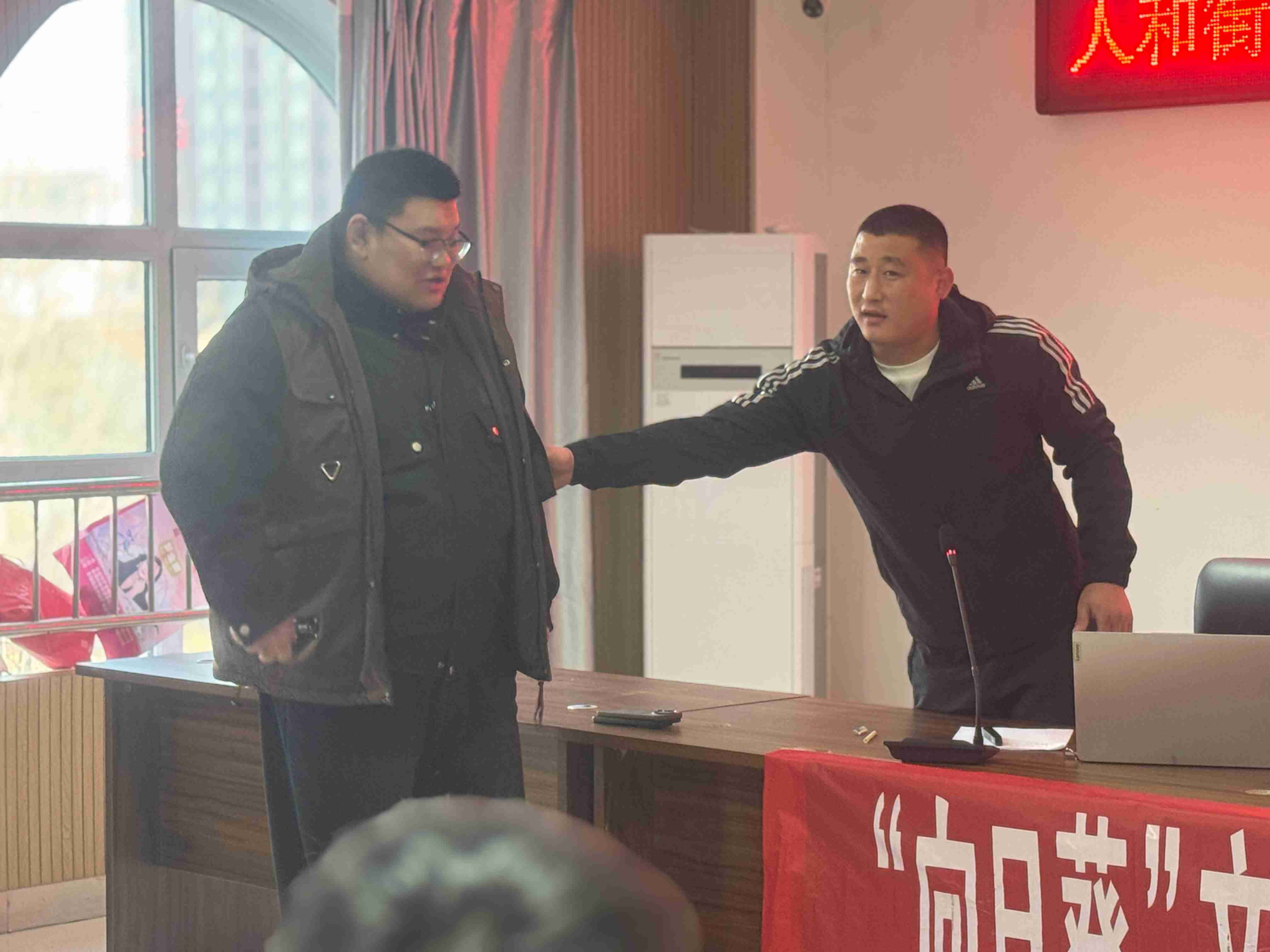微信图片_20250210111006_副本.jpg